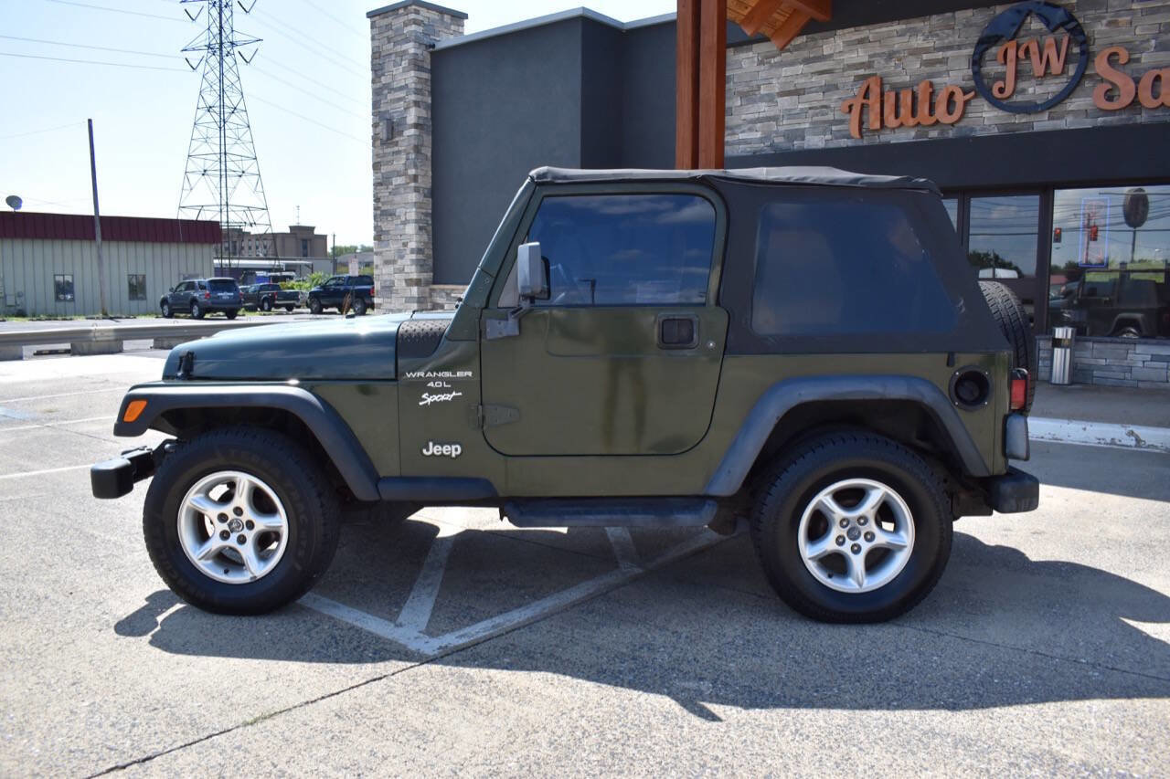 Used 1998 Jeep Wrangler Sport image 3