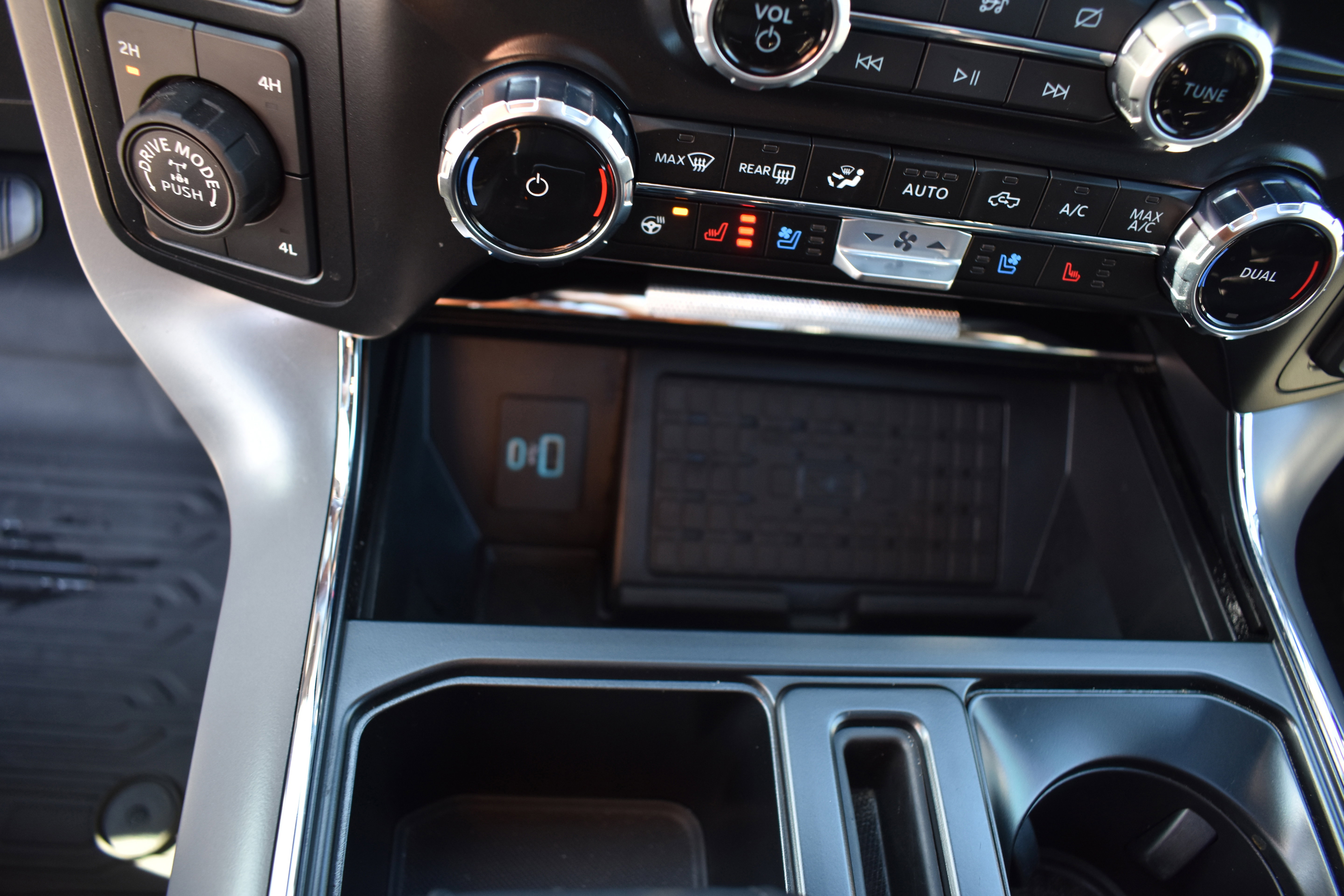 Used 2024 Ford F150 Lariat w/ Bed Utility Package image 21