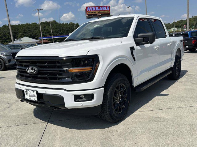 New 2025 Ford F150 XLT w/ Equipment Group 302A MID AWD/4WD image 3