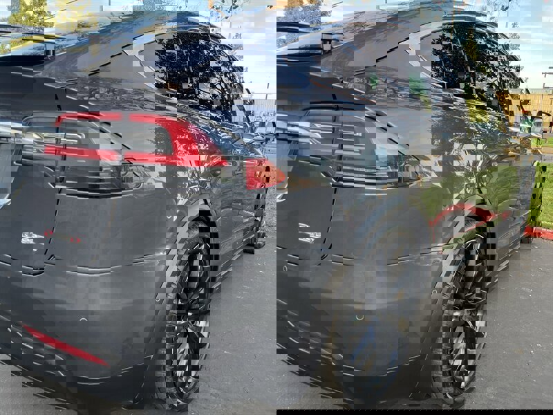 Used 2016 Tesla Model X Performance image 13