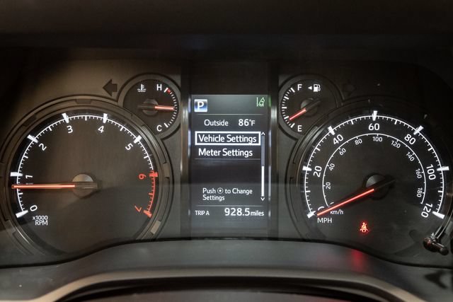 Used 2024 Toyota 4Runner SR5 AWD/4WD image 13