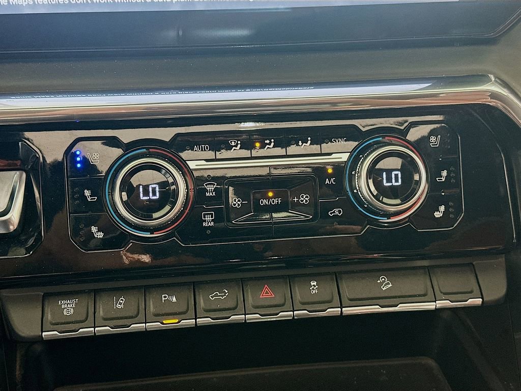 Used 2024 GMC Sierra 2500 Denali Ultimate w/ Max Trailering Package image 16