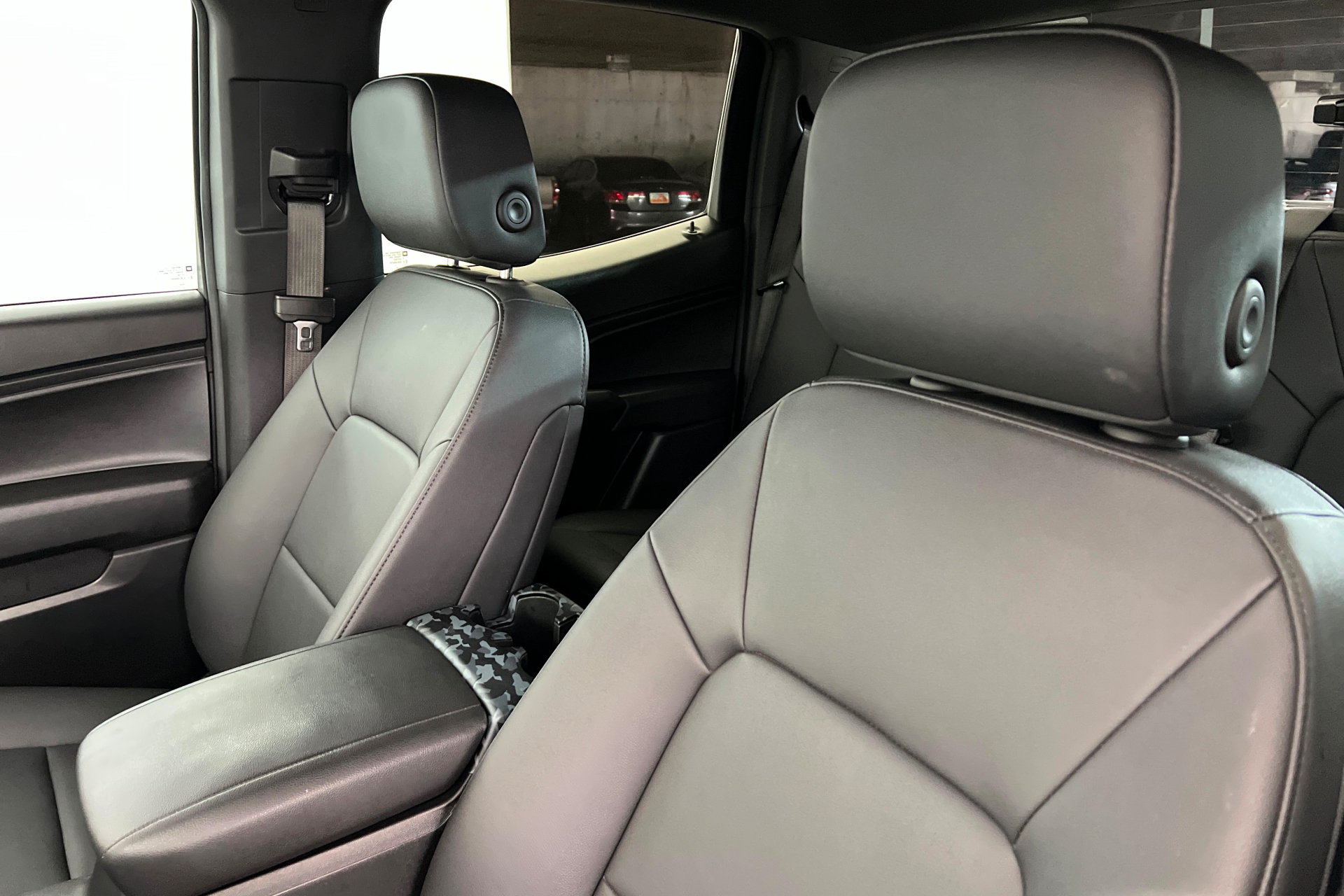 Used 2024 Chevrolet Colorado Trail Boss w/ Advanced Trailering Package AWD/4WD image 18