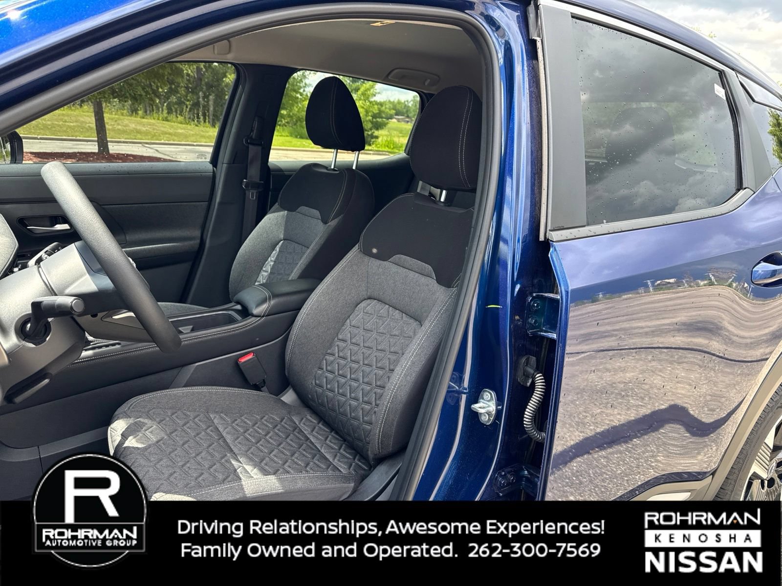 Certified 2025 Nissan Kicks SV AWD/4WD image 11