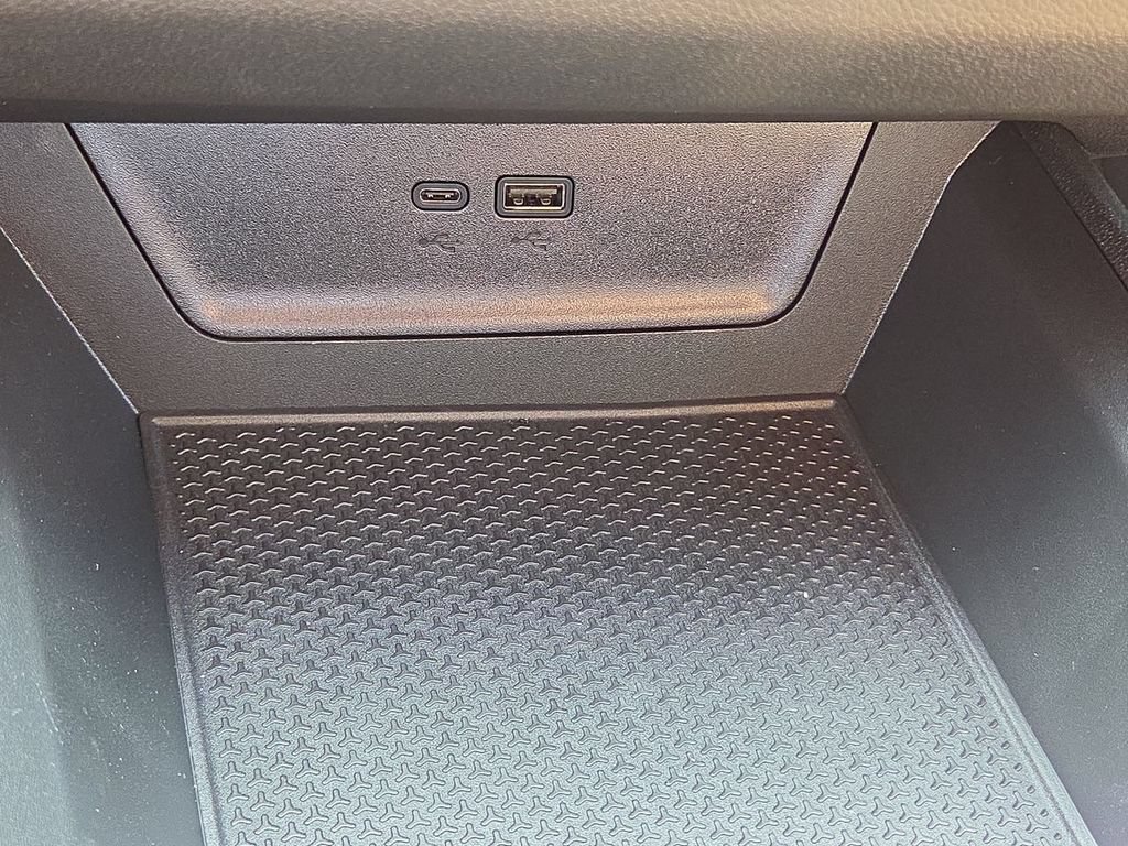 New 2026 Chevrolet Equinox ACTIV FWD image 26