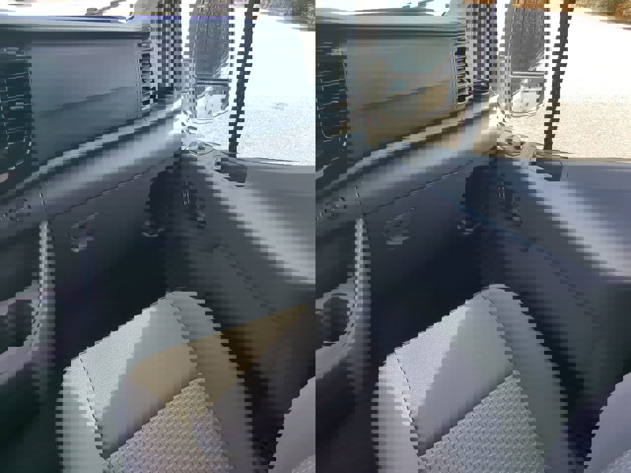 Used 2024 Ford Transit 350 XLT image 15