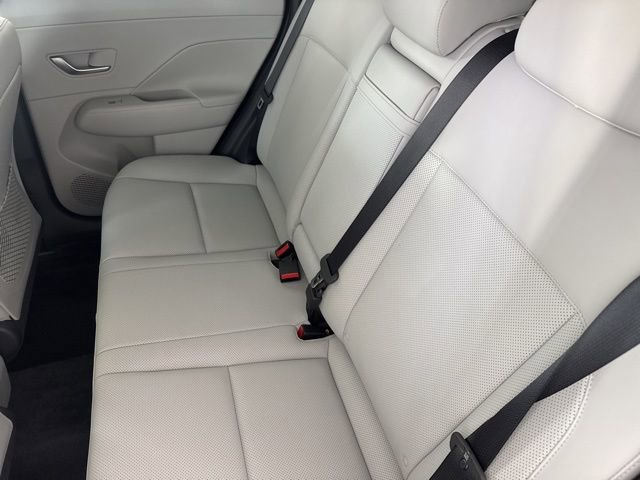 Used 2025 Hyundai Kona Limited AWD/4WD image 25