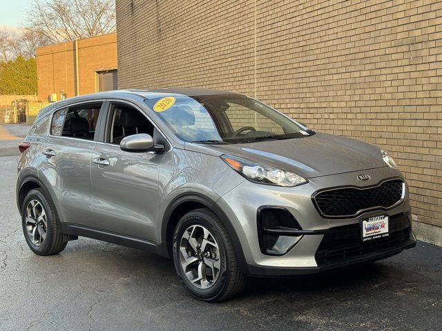 Used 2020 Kia Sportage LX image 2