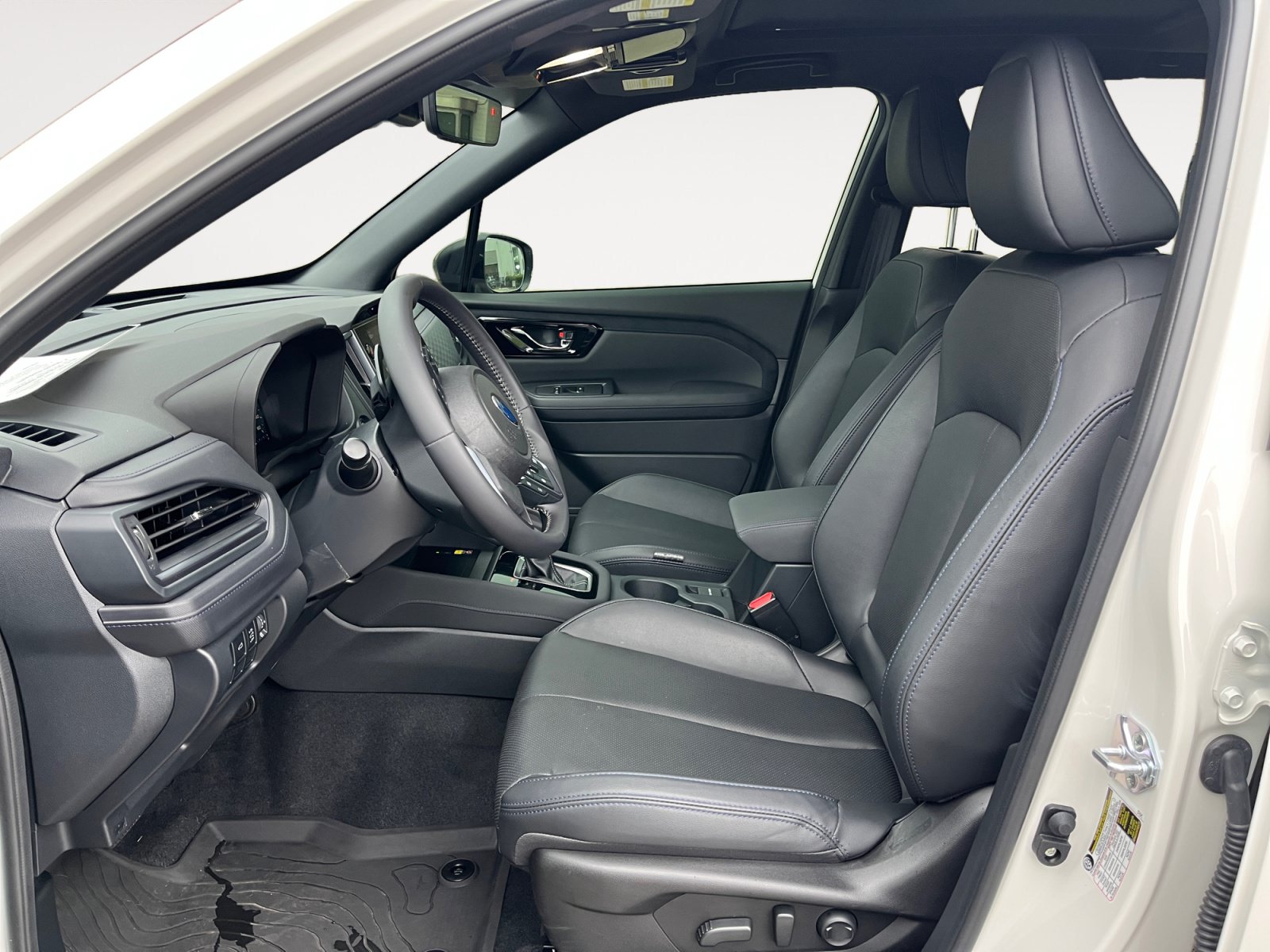 Certified 2025 Subaru Forester Limited AWD/4WD image 11