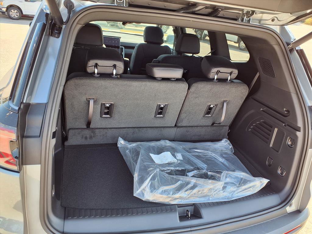 New 2026 GMC Acadia Elevation w/ Black Edition image 21