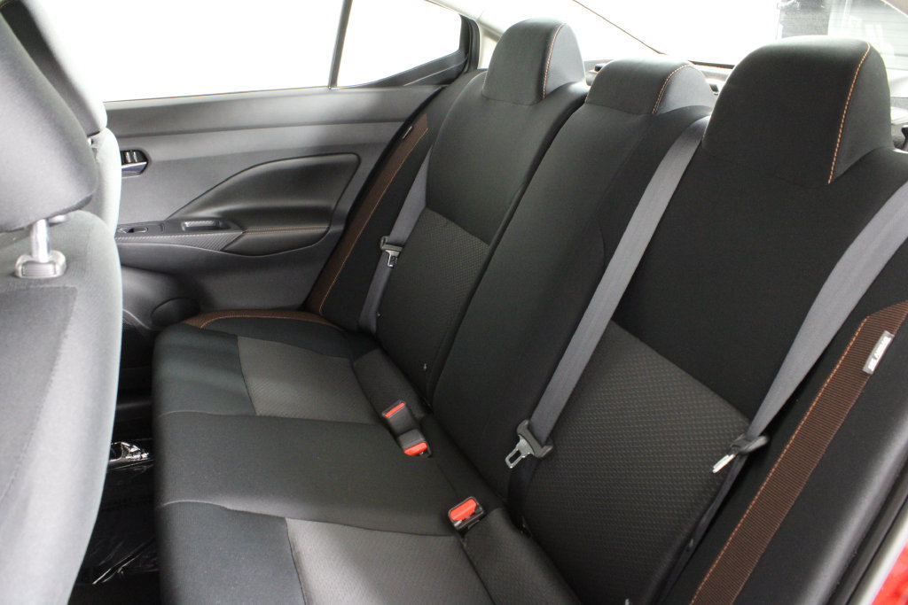 Certified 2022 Nissan Versa SR w/ Trunk Package FWD image 21