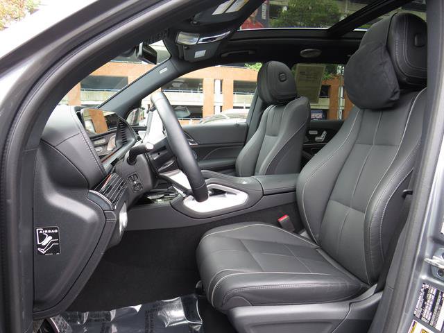 Used 2025 Mercedes-Benz GLS 450 4MATIC image 21