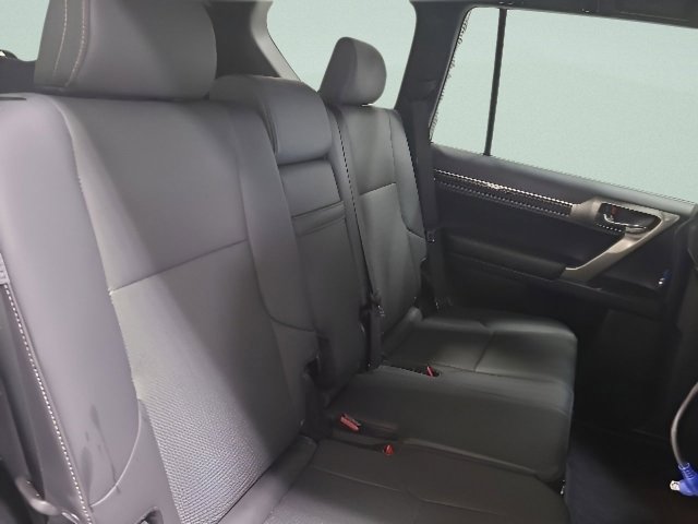 Used 2021 Lexus GX 460 Premium w/ Premium Package AWD/4WD image 19