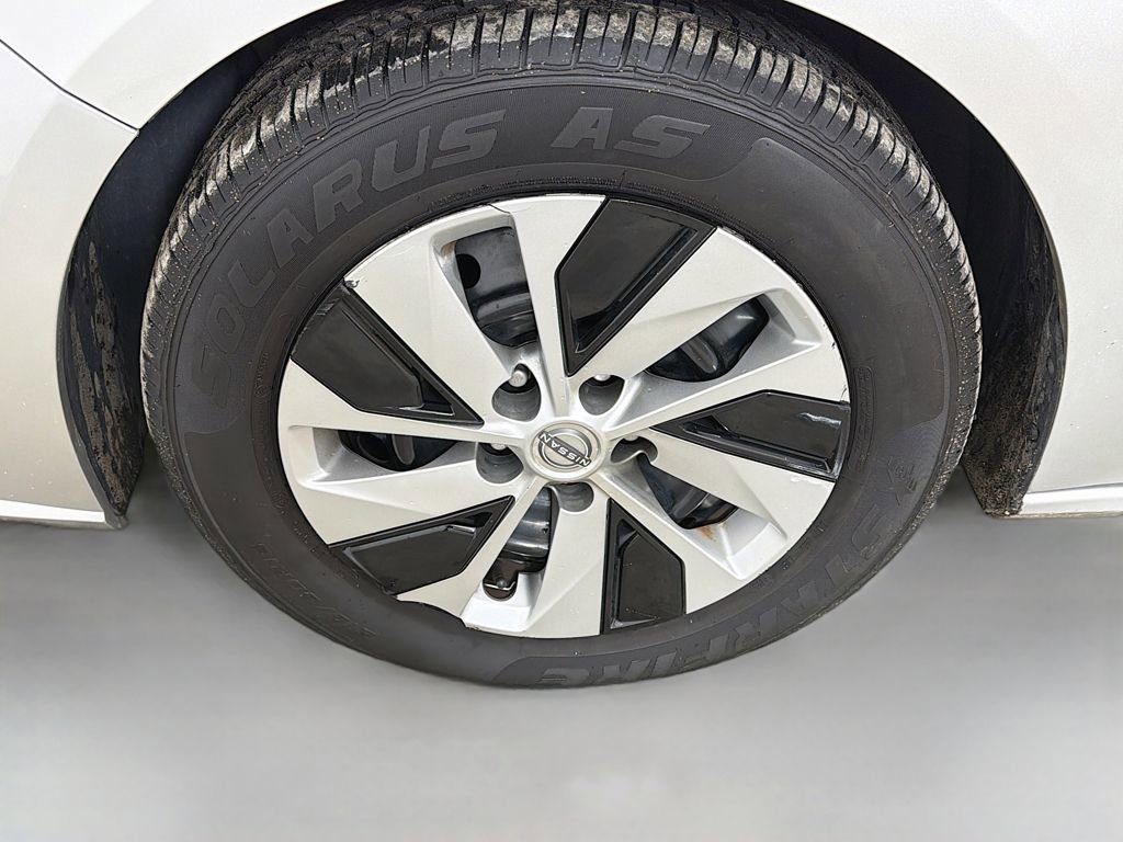 Used 2023 Nissan Altima 2.5 S image 12