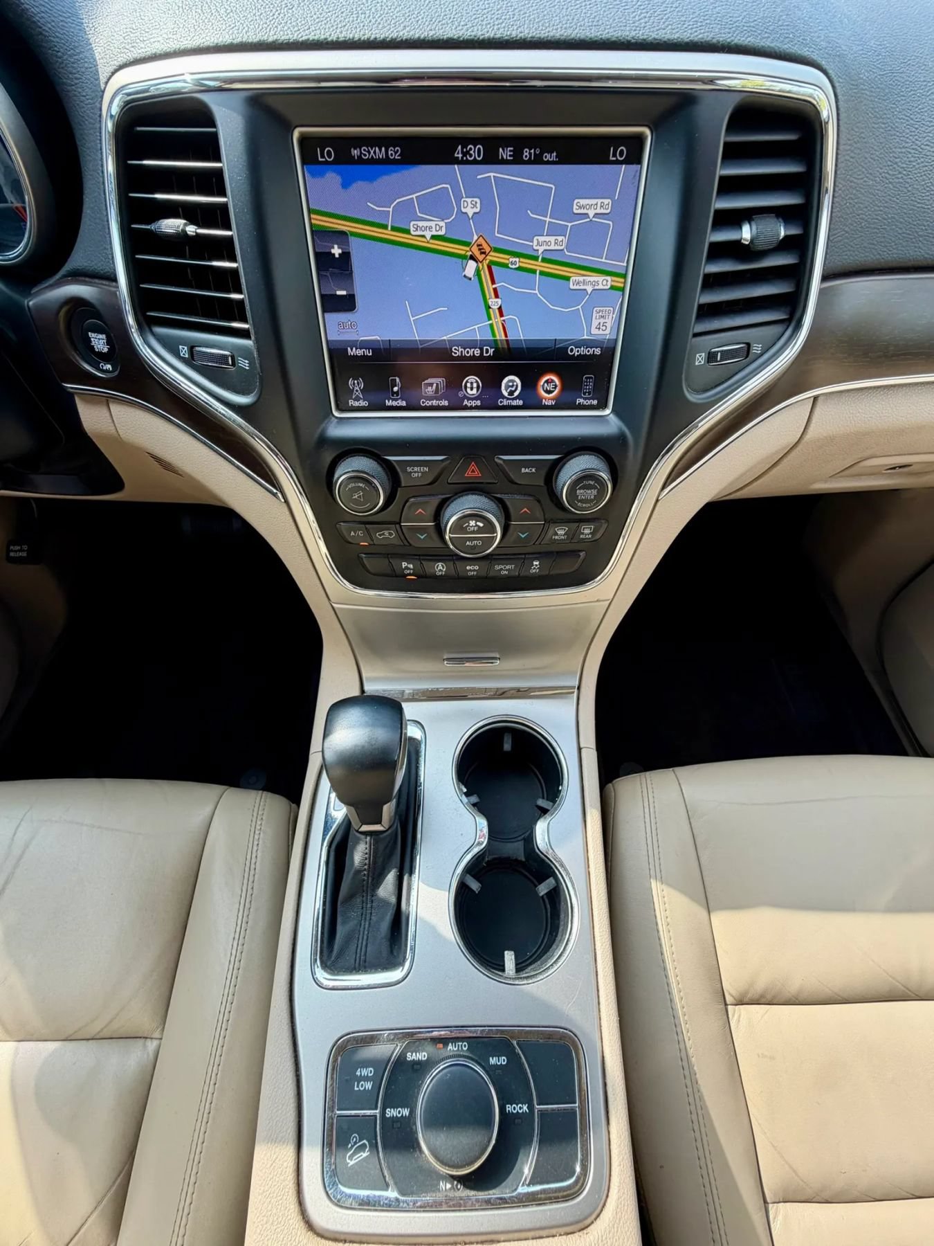 Used 2017 Jeep Grand Cherokee Limited AWD/4WD image 13