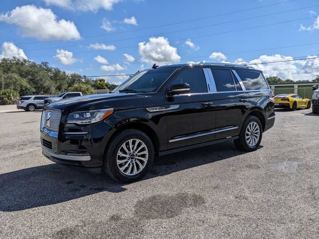 Used 2023 Lincoln Navigator 4WD image 8