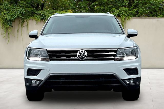 Used 2019 Volkswagen Tiguan SEL AWD/4WD image 2