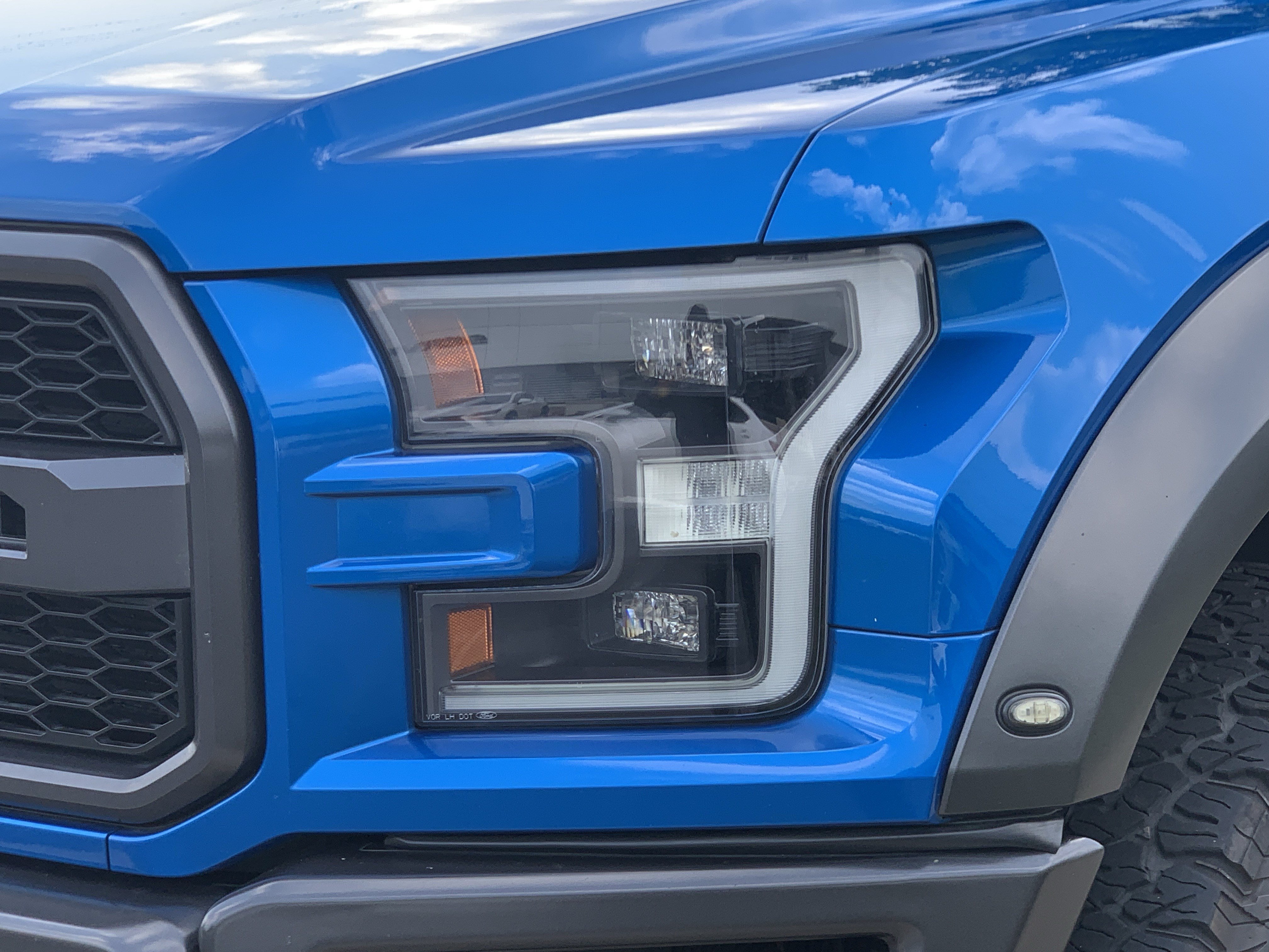 Used 2020 Ford F150 Raptor w/ Equipment Group 802A Luxury AWD/4WD image 6