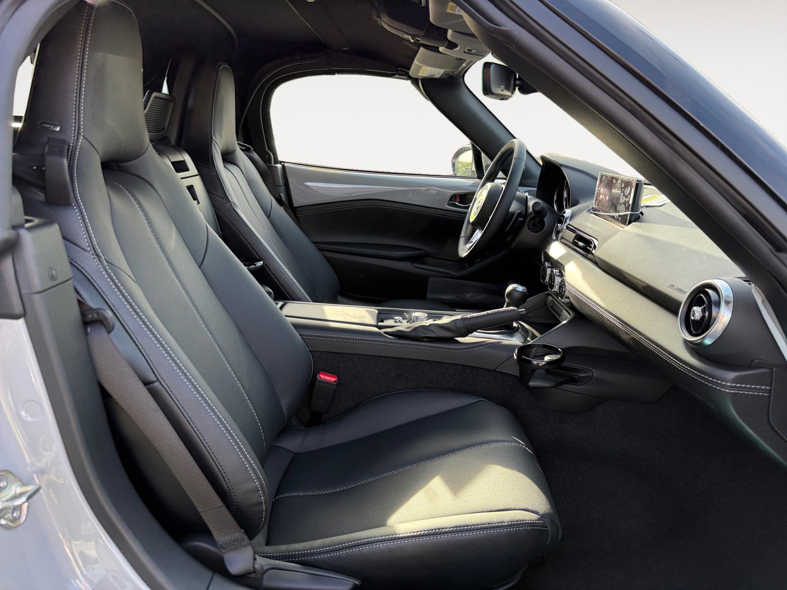 New 2026 MAZDA MX-5 Miata Grand Touring w/ Weather Package image 17