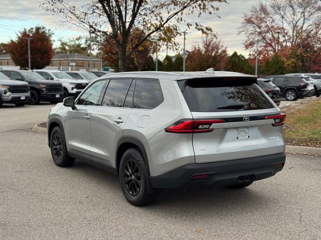 Used 2024 Toyota Grand Highlander XLE image 7