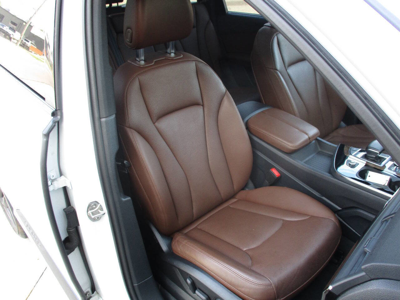 Used 2017 Audi Q7 3.0T Prestige w/ Prestige Package image 24