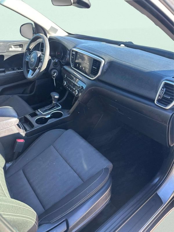 Used 2022 Kia Sportage LX AWD/4WD image 9