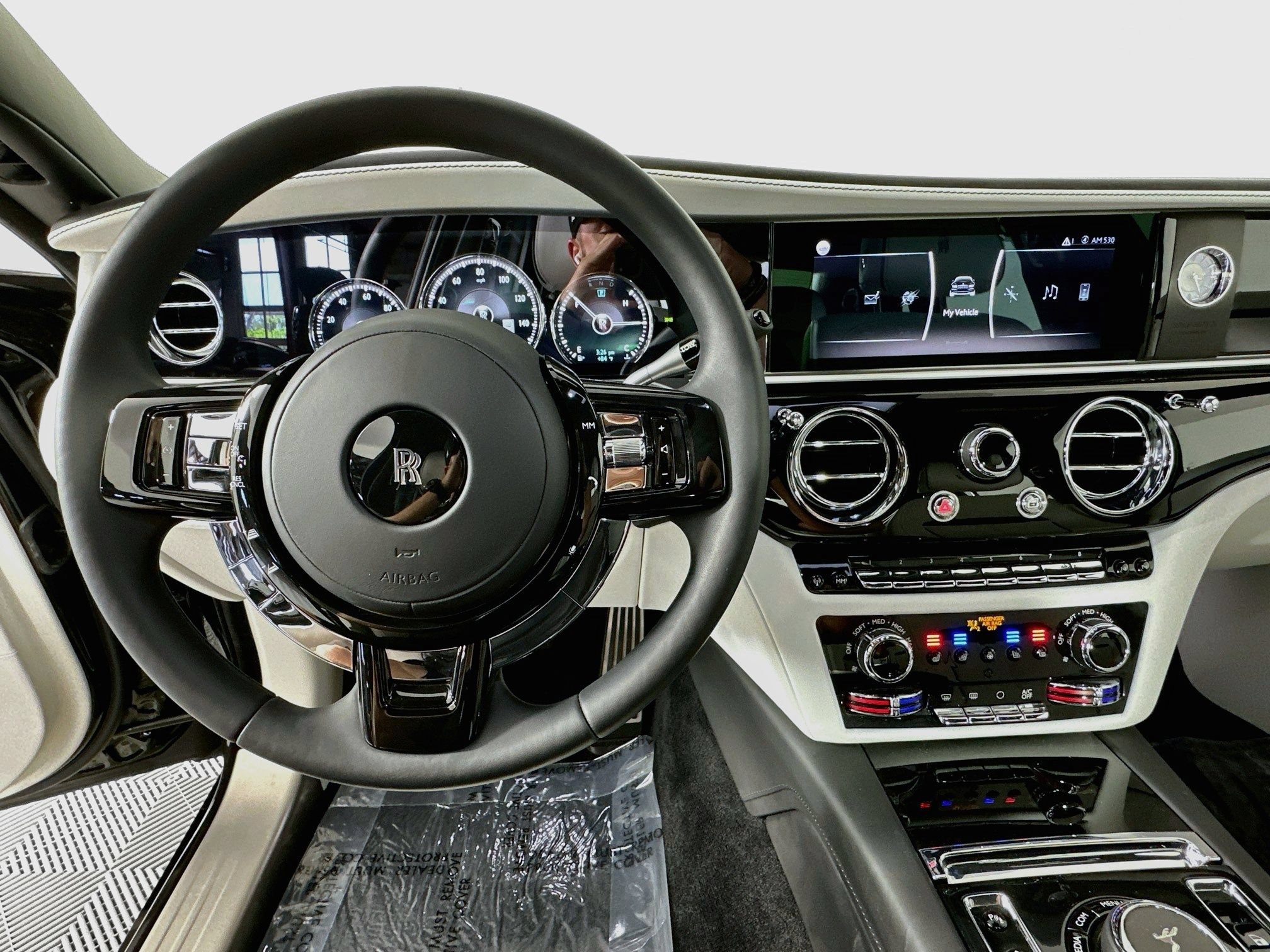 Certified 2022 Rolls-Royce Ghost AWD/4WD image 12
