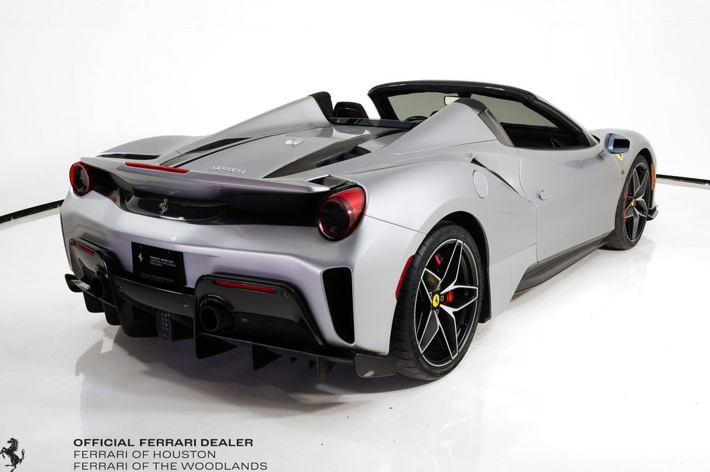 Used 2019 Ferrari 488 Pista Spider image 8