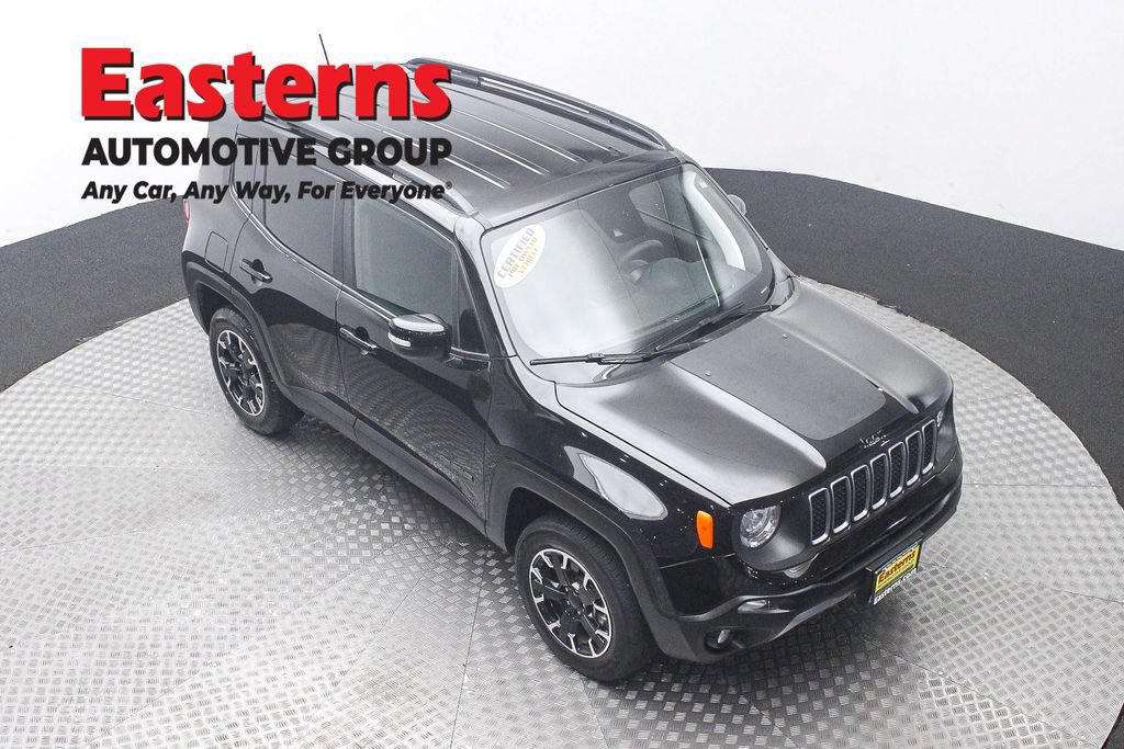 Used 2023 Jeep Renegade Latitude AWD/4WD image 3