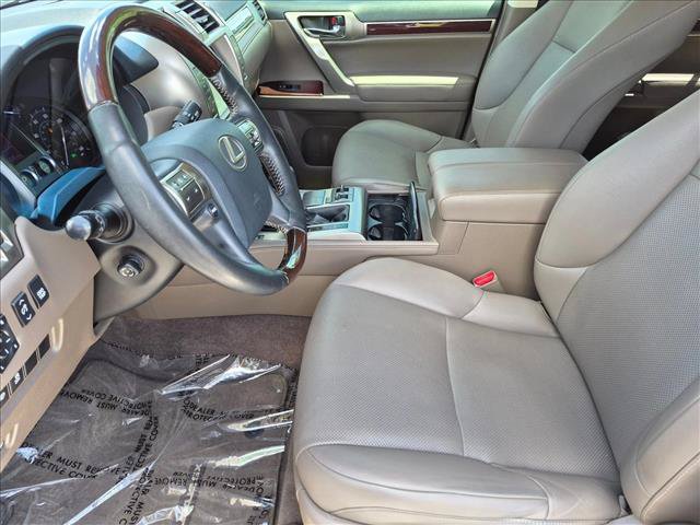 Used 2019 Lexus GX 460 Premium AWD/4WD image 16