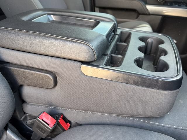 Used 2018 Chevrolet Silverado 1500 LT w/ LT Eassist Package AWD/4WD image 13