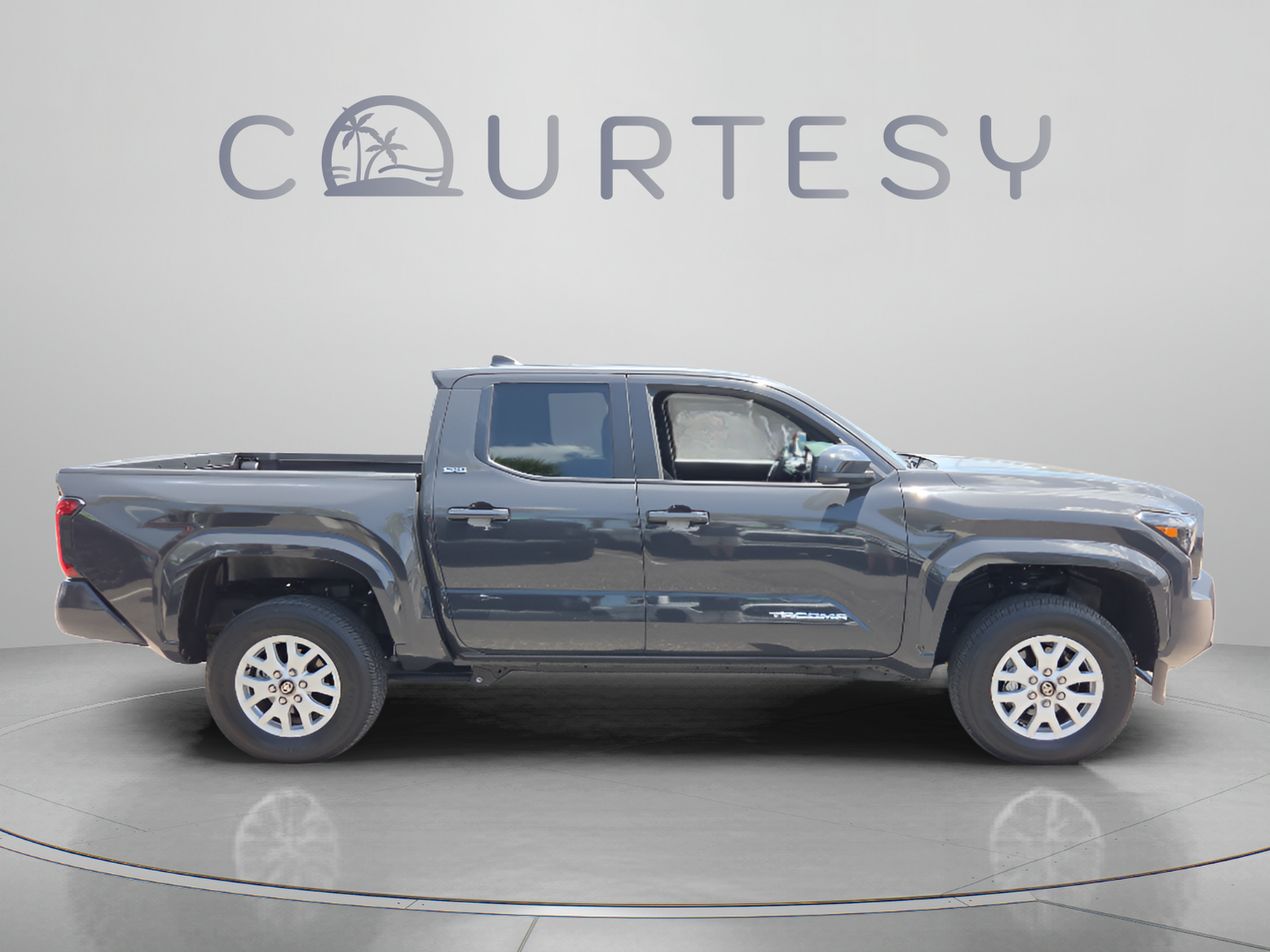 Certified 2026 Toyota Tacoma SR5 AWD/4WD image 6