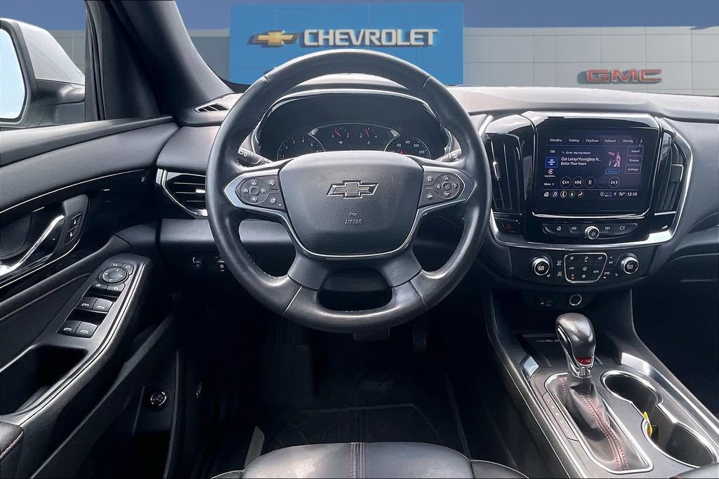 Used 2022 Chevrolet Traverse RS FWD image 8