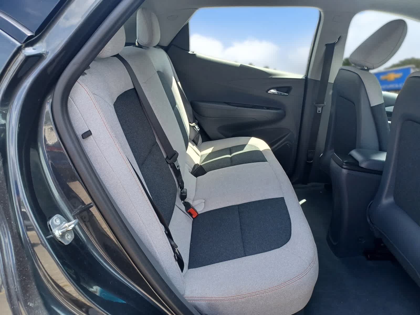 Used 2018 Chevrolet Bolt LT FWD image 18