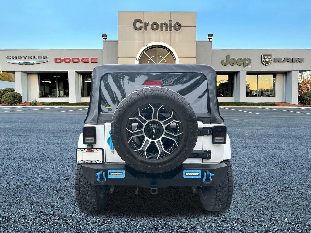 Used 2017 Jeep Wrangler Unlimited Sahara image 4