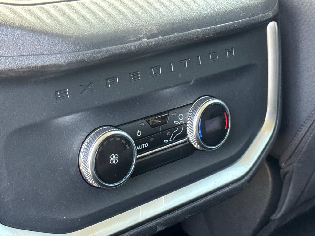 Certified 2025 Ford Expedition Max Active AWD/4WD image 28