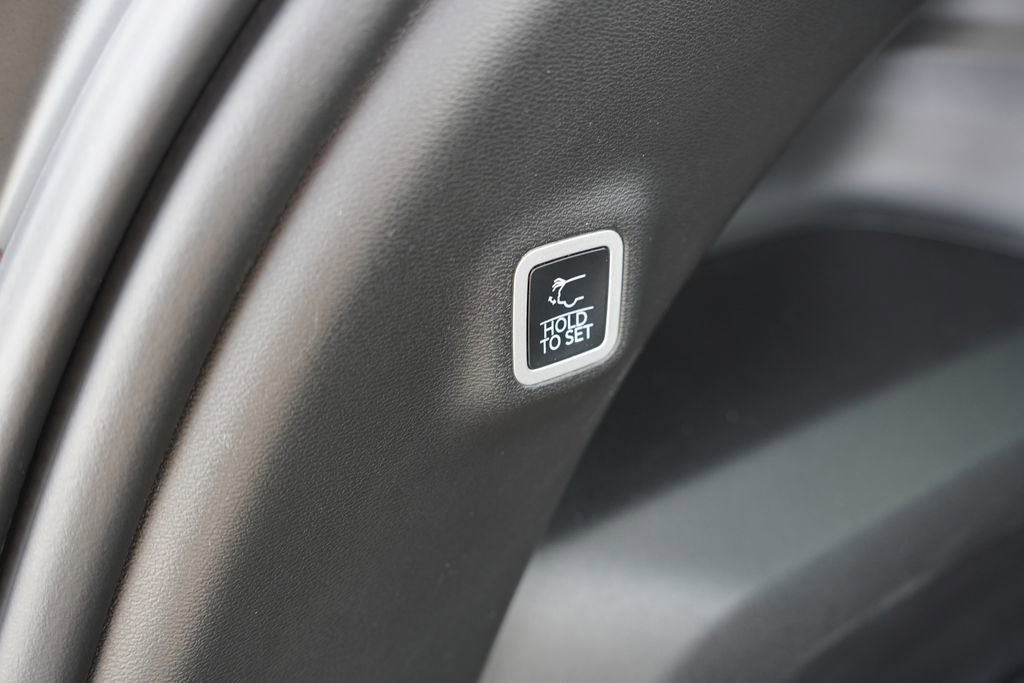 Used 2025 Jeep Wagoneer S Launch Edition AWD/4WD image 23