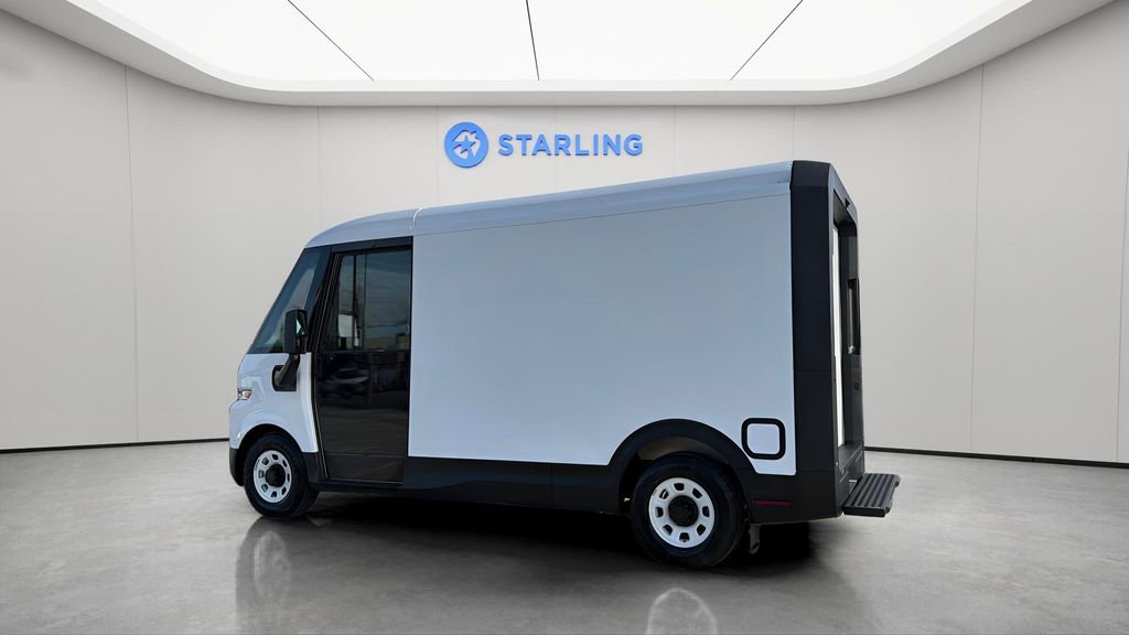 Used 2024 Chevrolet Brightdrop 400 w/ Commercial Equipment Package AWD/4WD image 4
