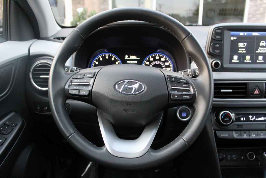 Used 2021 Hyundai Kona Limited w/ Cargo Package image 14