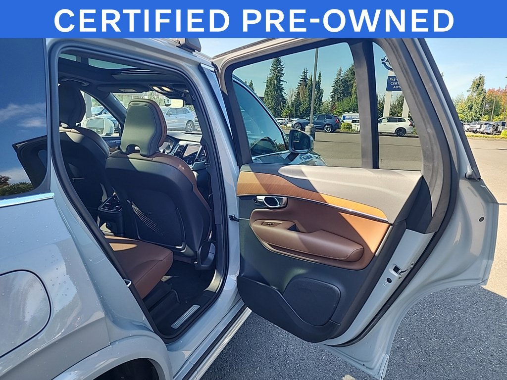 Certified 2024 Volvo XC90 T8 Plus w/ Protection Package Premier AWD/4WD image 17