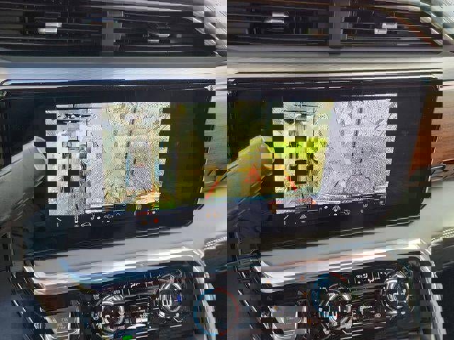 Used 2024 GMC Sierra 3500 Denali Ultimate image 27