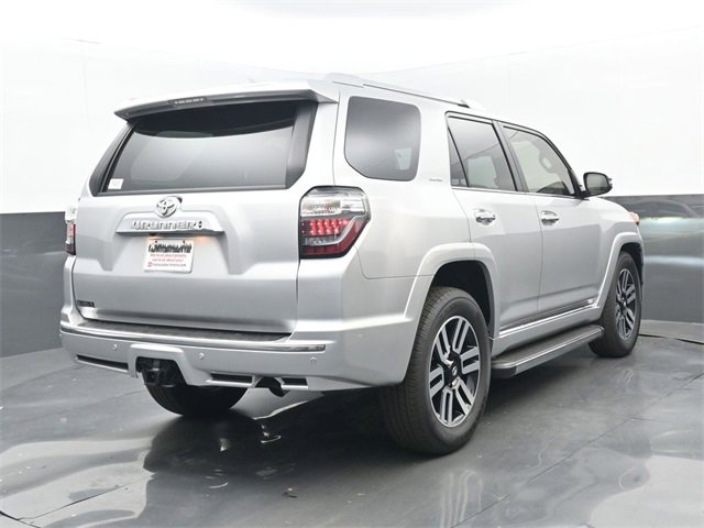 Used 2022 Toyota 4Runner Limited image 21