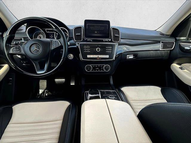 Used 2018 Mercedes-Benz GLE 43 AMG 4MATIC image 16