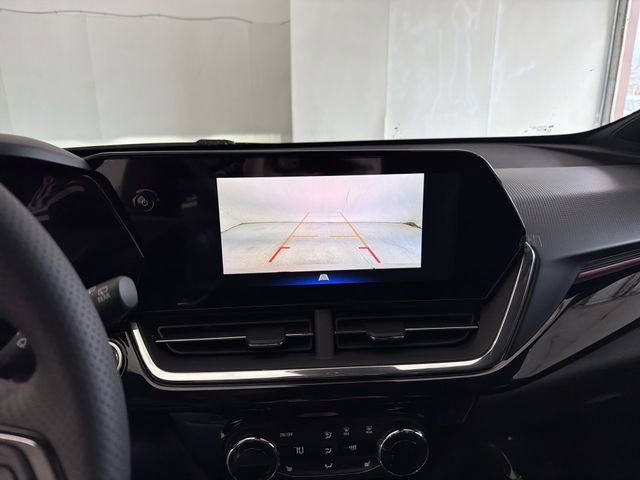 New 2026 Chevrolet Trax RS w/ Sunroof Package image 25