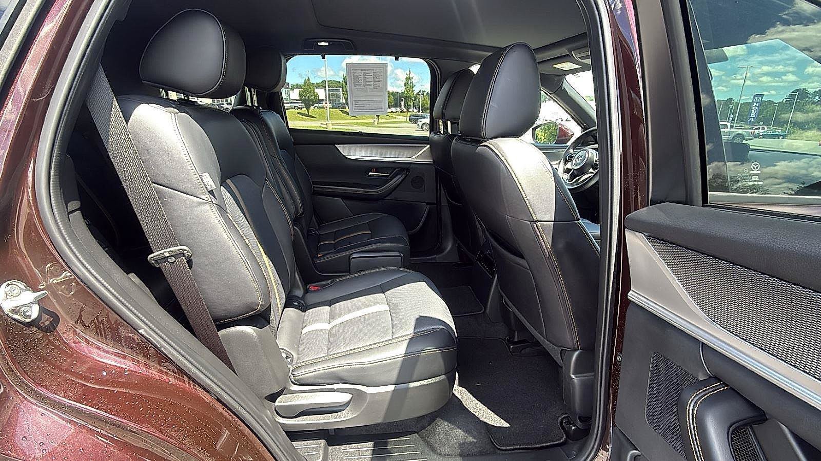 Certified 2025 MAZDA CX-90 Plug-In Hybrid w/ Premium Plus AWD/4WD image 20
