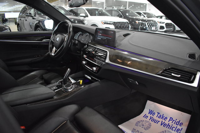 Used 2018 BMW 530e xDrive AWD/4WD image 26