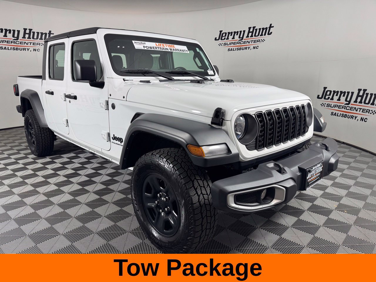 Used 2024 Jeep Gladiator Sport AWD/4WD image 6