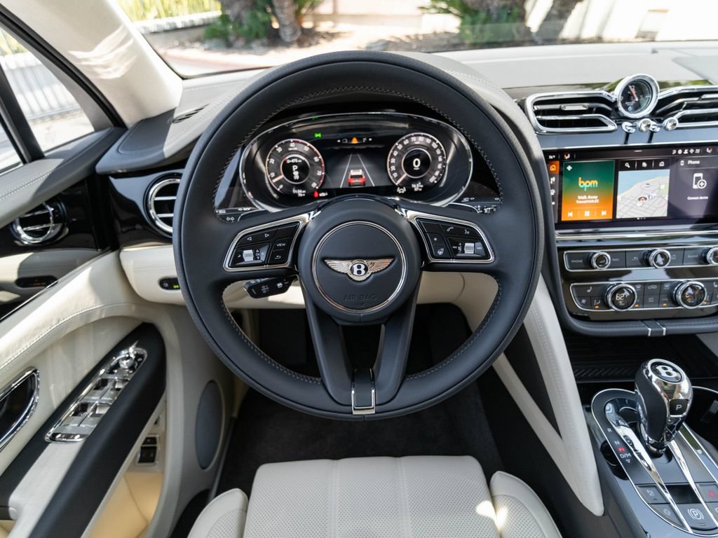 New 2026 Bentley Bentayga AWD/4WD image 27