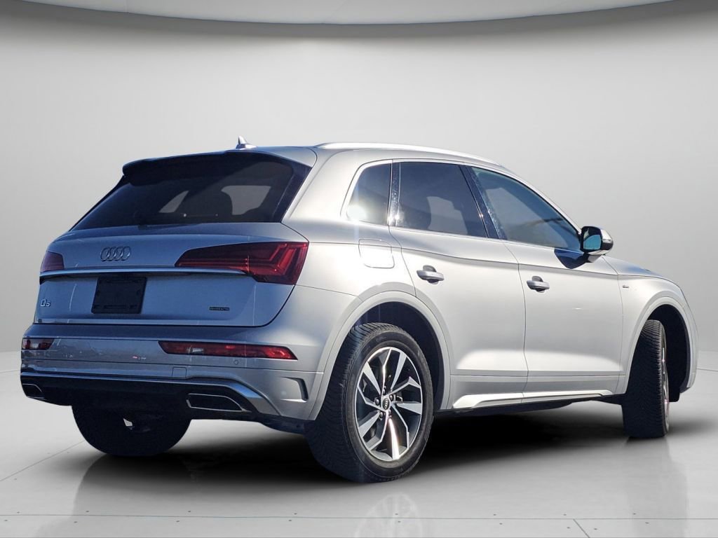 Used 2023 Audi Q5 2.0T Premium w/ Convenience Package AWD/4WD image 25