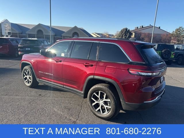 Used 2023 Jeep Grand Cherokee Limited w/ Trailer Tow Prep Group (B) image 6